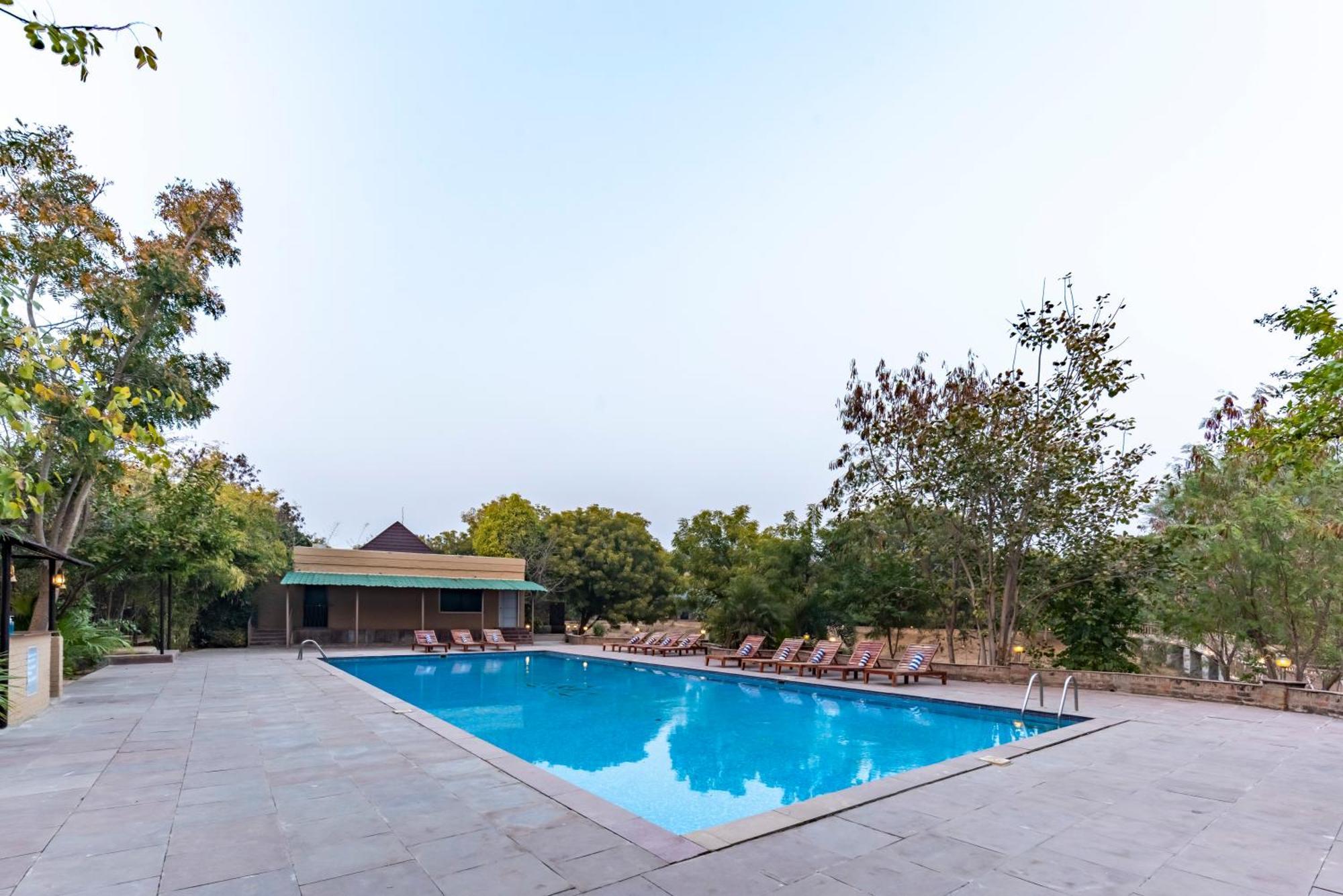Vanaashrya Resort And Spa Sariska Tehla 外观 照片