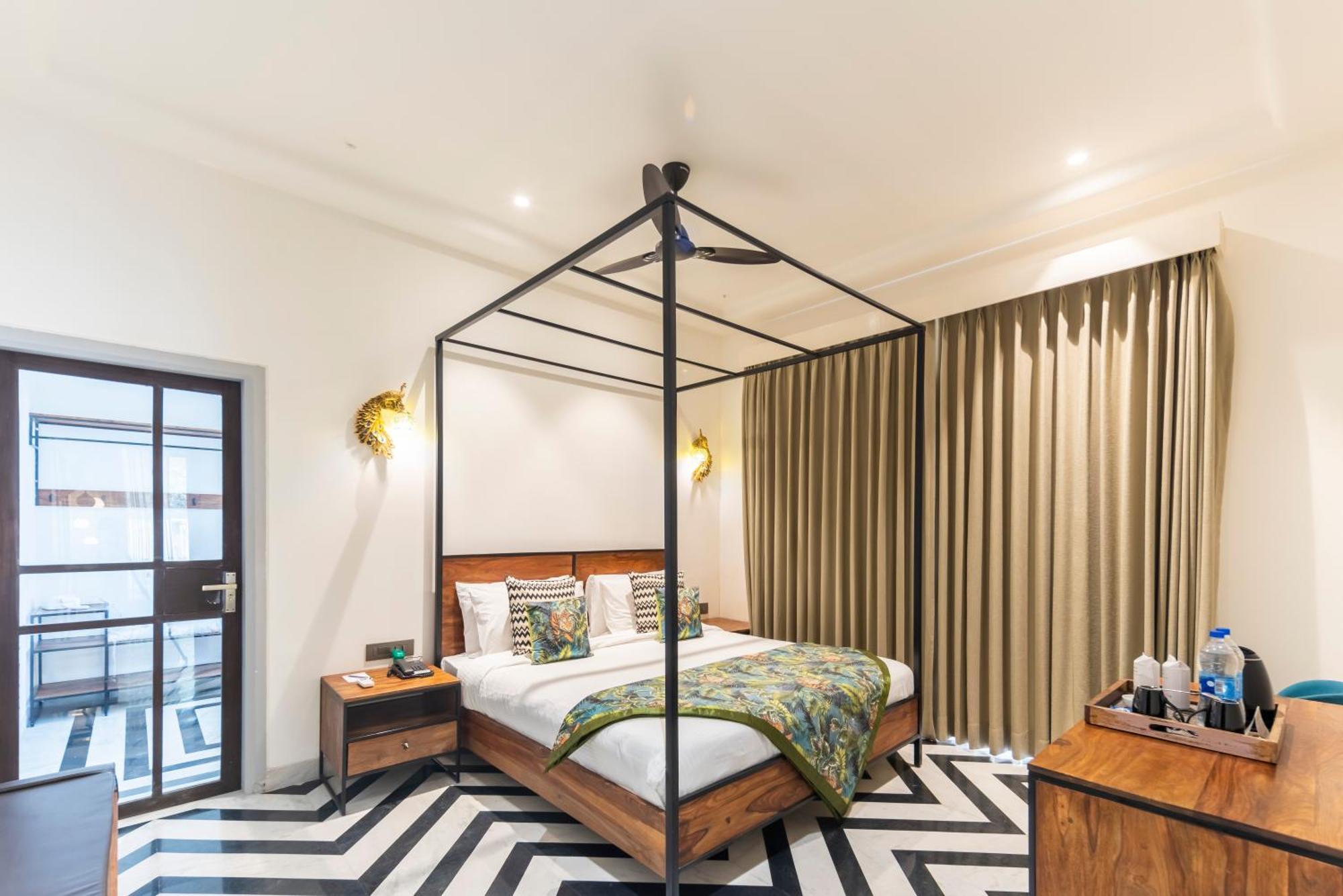 Vanaashrya Resort And Spa Sariska Tehla 外观 照片