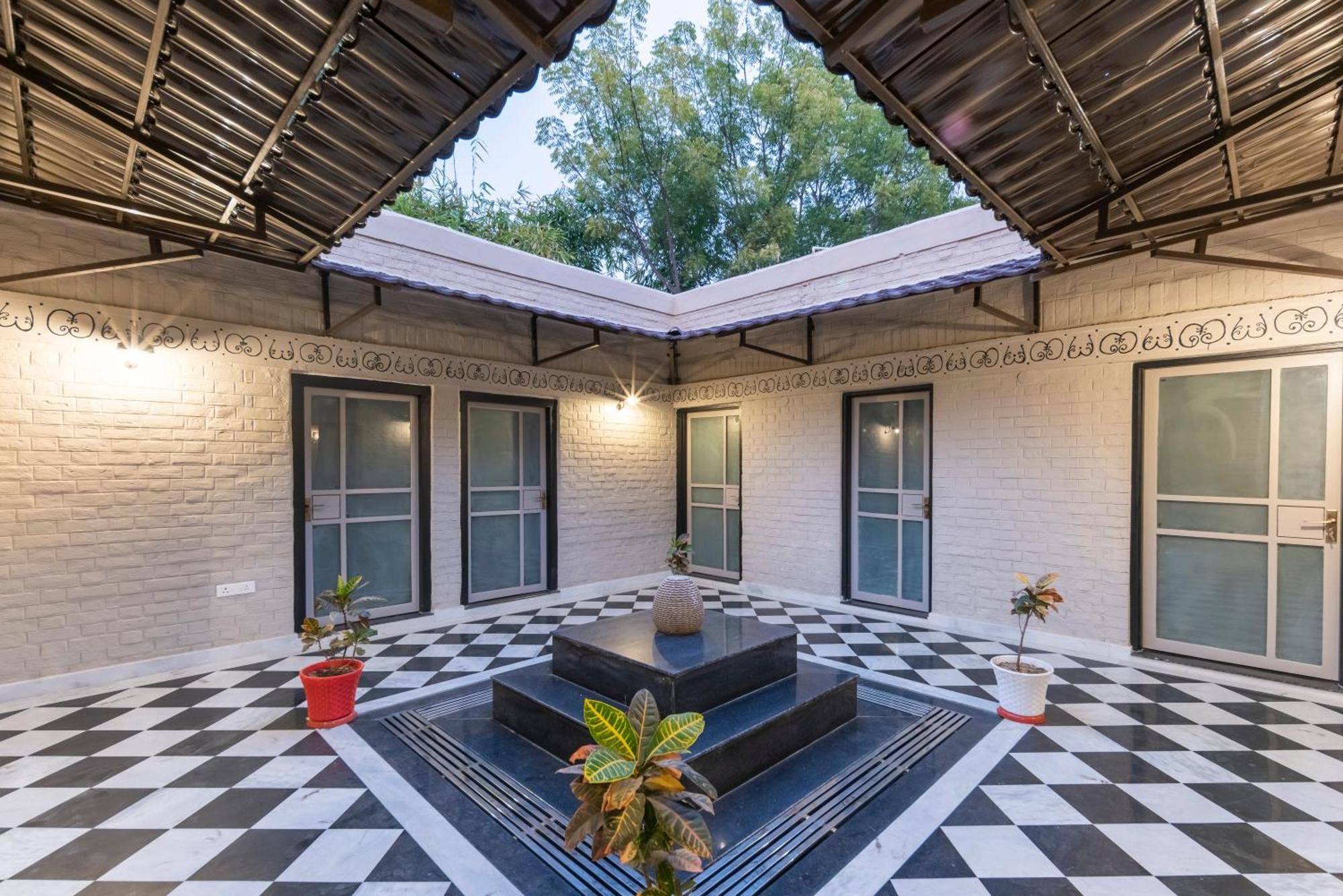 Vanaashrya Resort And Spa Sariska Tehla 外观 照片